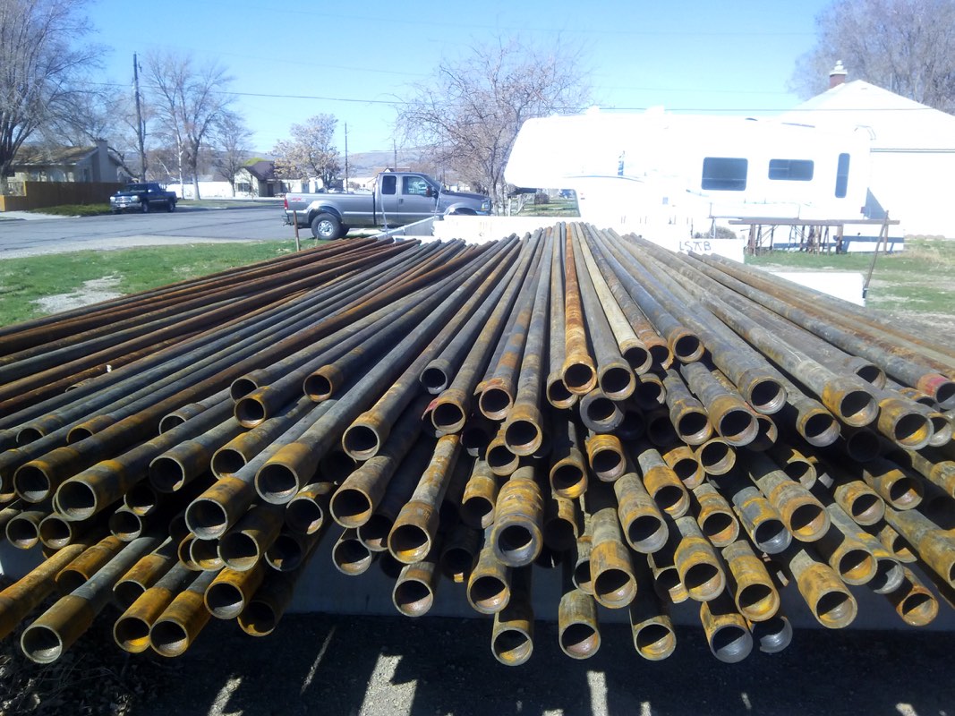 2-7-8-inch-drill-pipe-mountain-country-equipment