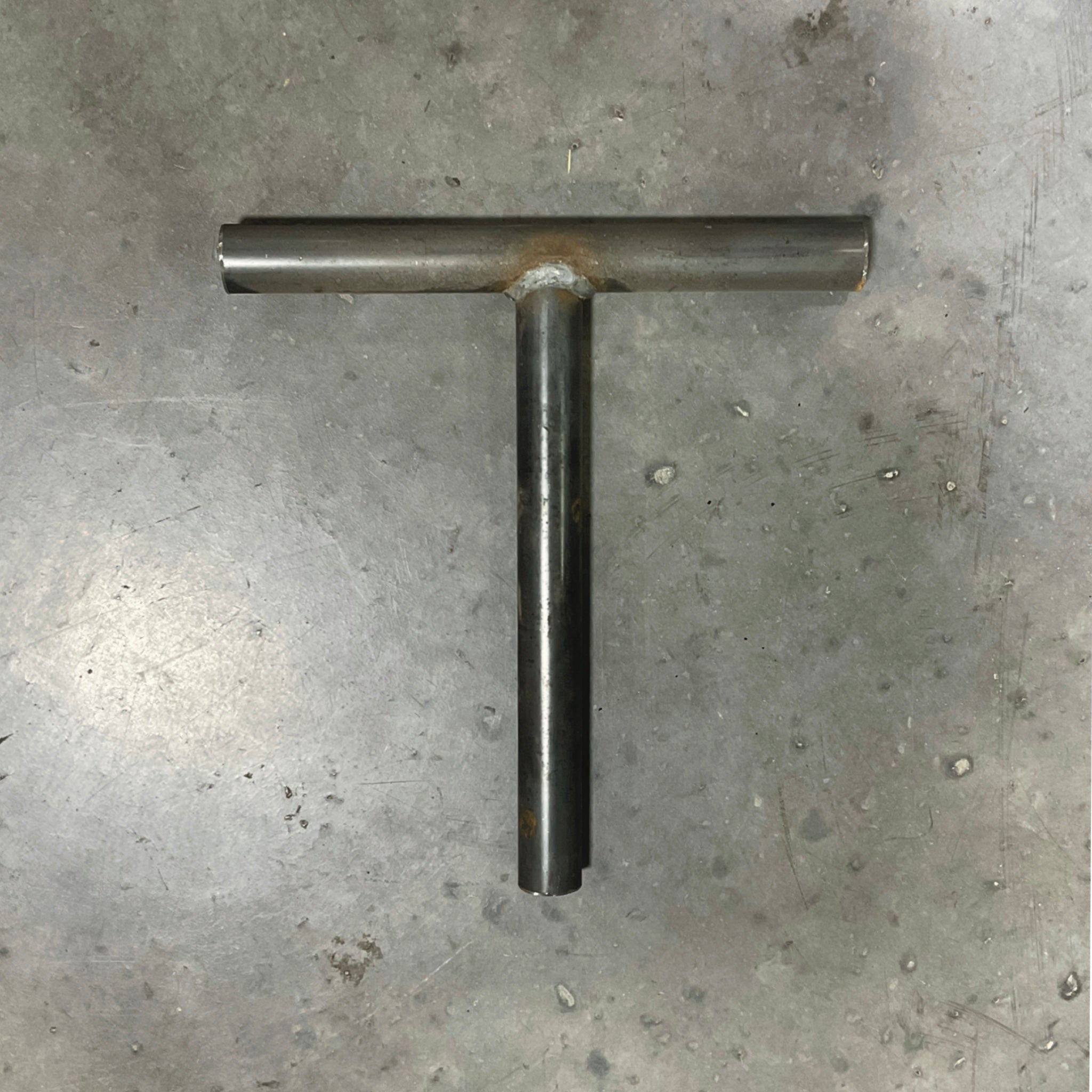 MCE 1-5/8" Continuous Fence T