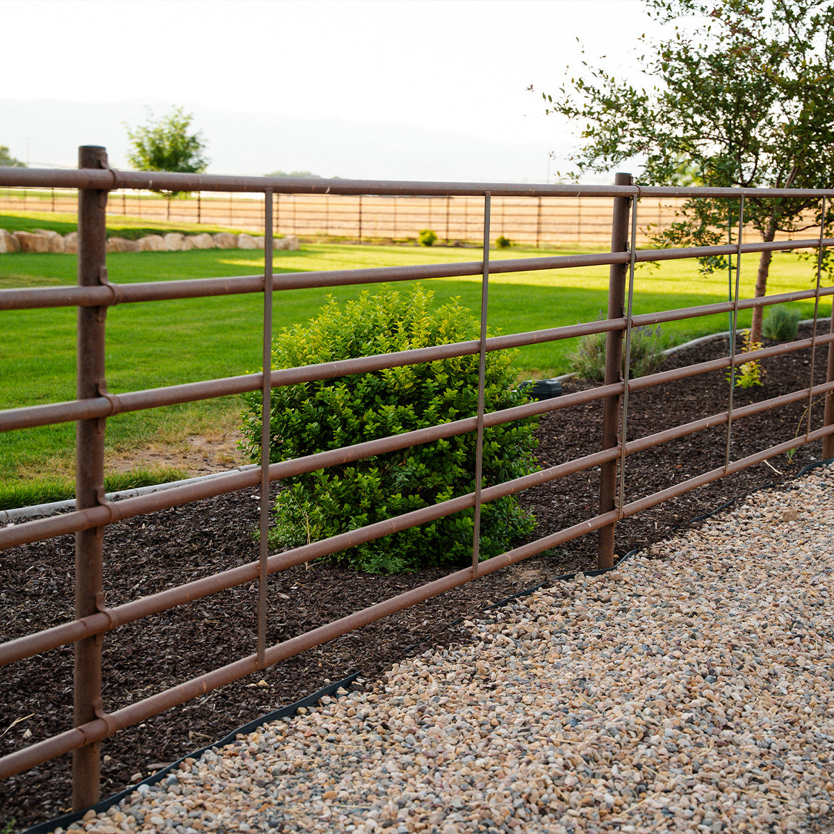 1-5/8" Continuous Fence